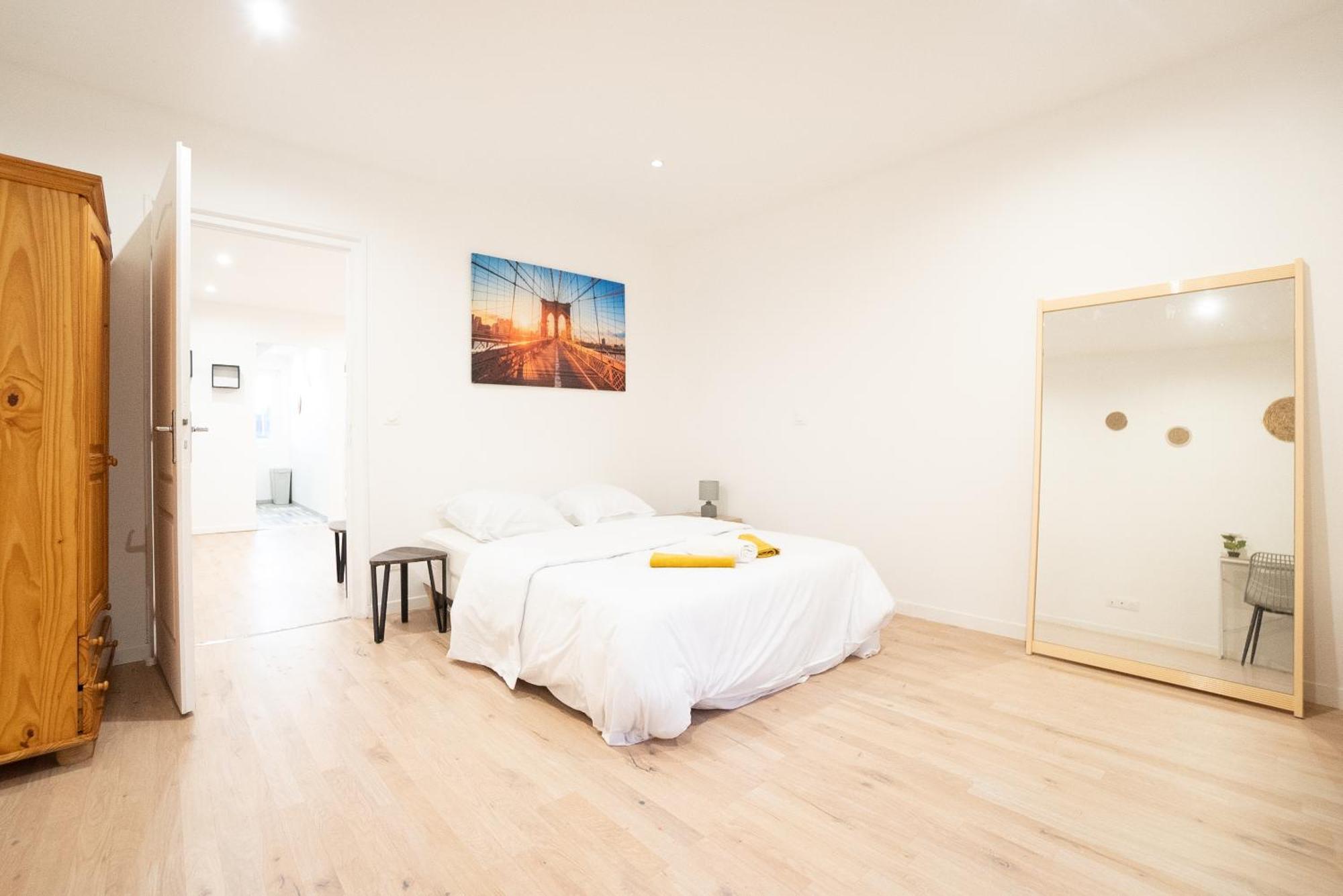 Budget Appart Avec Parking Au Centre-Ville Шарлевиль-Мезьер Экстерьер фото
